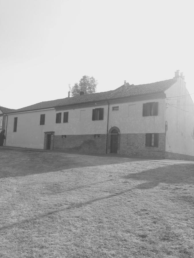 Cascina Maina Villa Diano dʼAlba Екстериор снимка